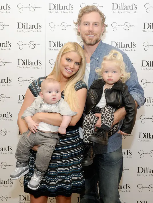 Selain sibuk mengurus kedua anaknya yang semakin bertumbuh, Jessica Simpson juga dalam proyek-proyek busana terbarunya. Memang kini istri dari Eric Johnson ini tengah menikmati karirnya di dunia fashion. (AFP/Bintang.com)