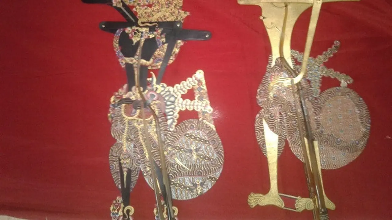 Beli Wayang Lapis Emas Ponorogo, Antre Dulu 4 Bulan