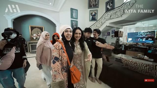 6 Potret Pertemuan Krisdayanti dengan Gen Halilintar, Penuh Sambutan Hangat