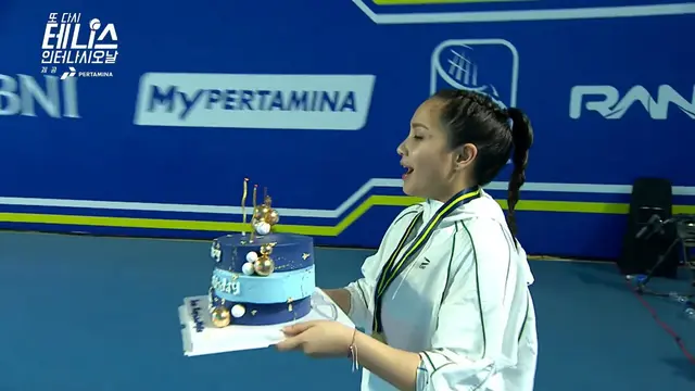 Reaksi Park Eun Seok saat diberi kejutan ultah. (credit:youtube.com/@RansEntertainment)