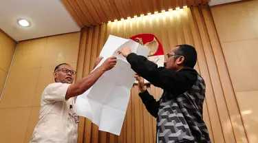 Mantan anggota DPR Sugianto Sabran yang melaporkan Wakil Ketua KPK Bambang Widjojanto.