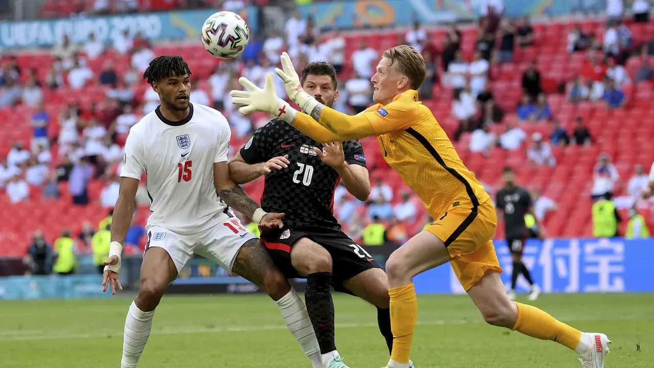 Foto Piala Eropa: Gol Tunggal Raheem Sterling Bawa Timnas Inggris Taklukkan Kroasia