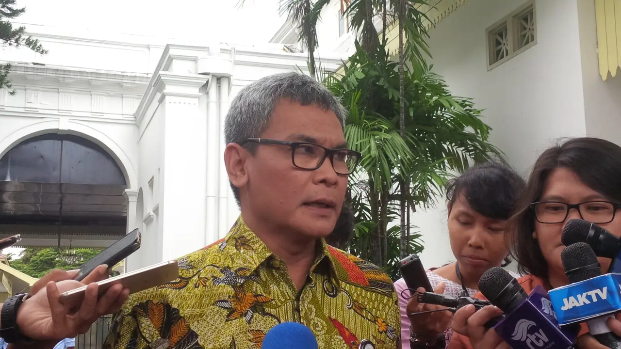 Juru Bicara Kepresidenan, Johan Budi, menyampaikan rencana Jokowi soal Kepala BNN