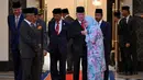 Naiknya Sultan Ibrahim dari Johor menjadi raja Malaysia, merupakan pertama kalinya setelah 34 tahun pemerintahan ayahnya. (MOHD RASFAN/POOL/AFP)