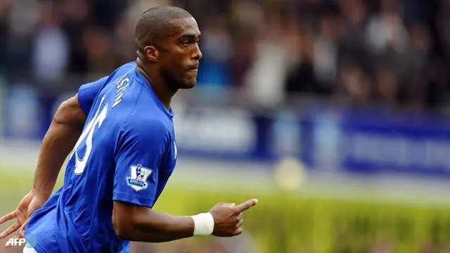 sylvain-distin-130125-logo.jpg