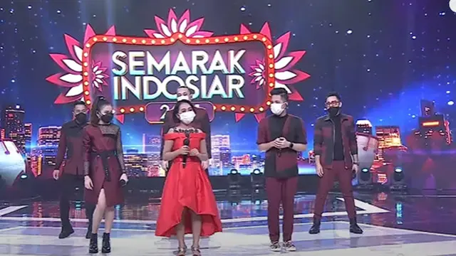 Nyanyi Lagu Kejora, Ini 6 Potret Cimoy di Acara Semarak Indosiar yang Curi Perhatian
