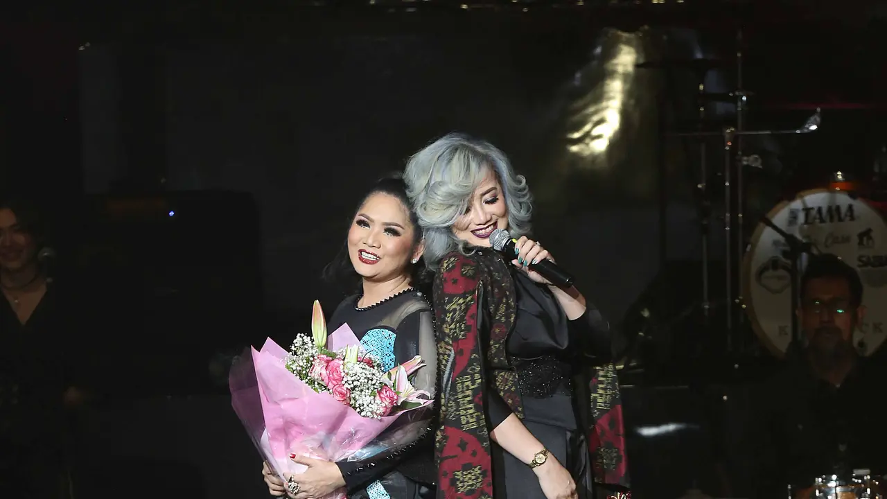 [Bintang] Vina Panduwinata - Reza Artamevia