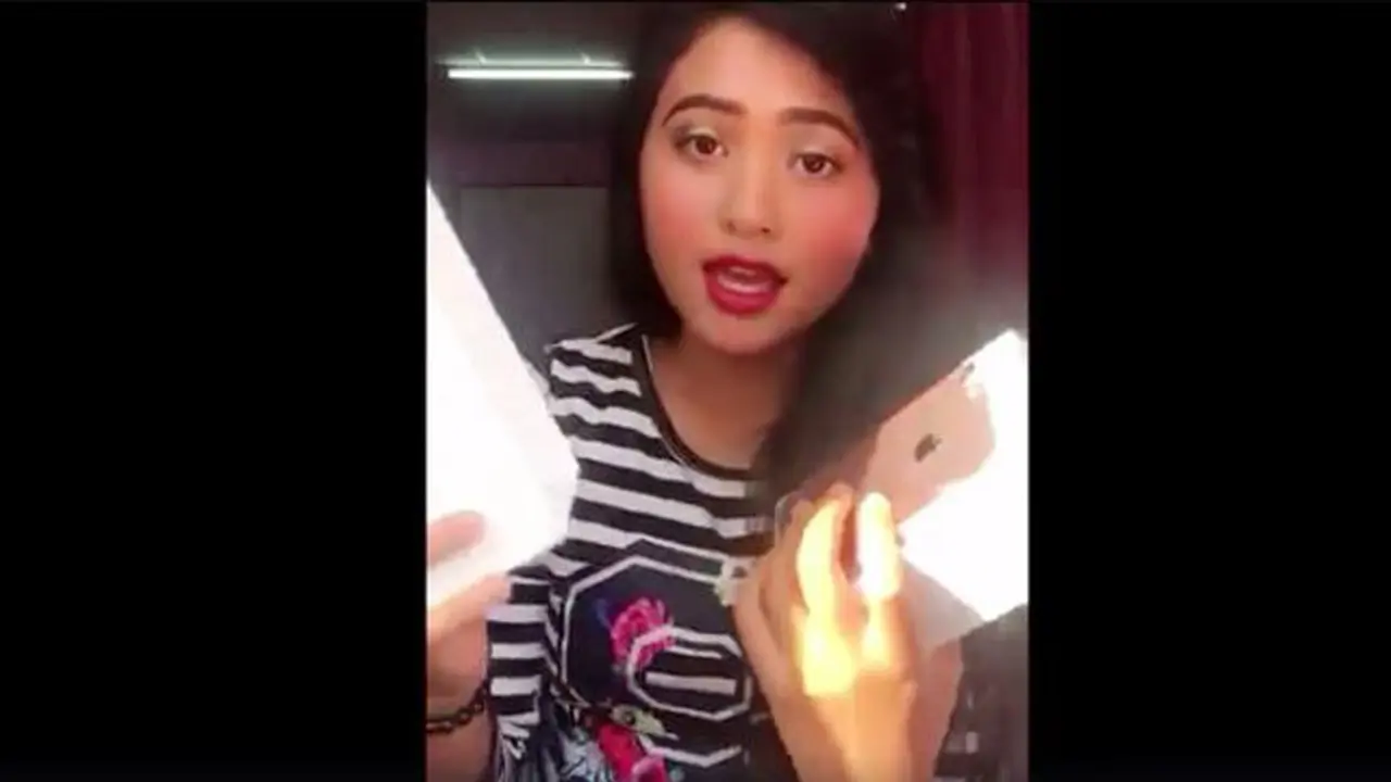 Beri iPhone 7 Gratis, Gadis Ini Bikin Netizen Geger 