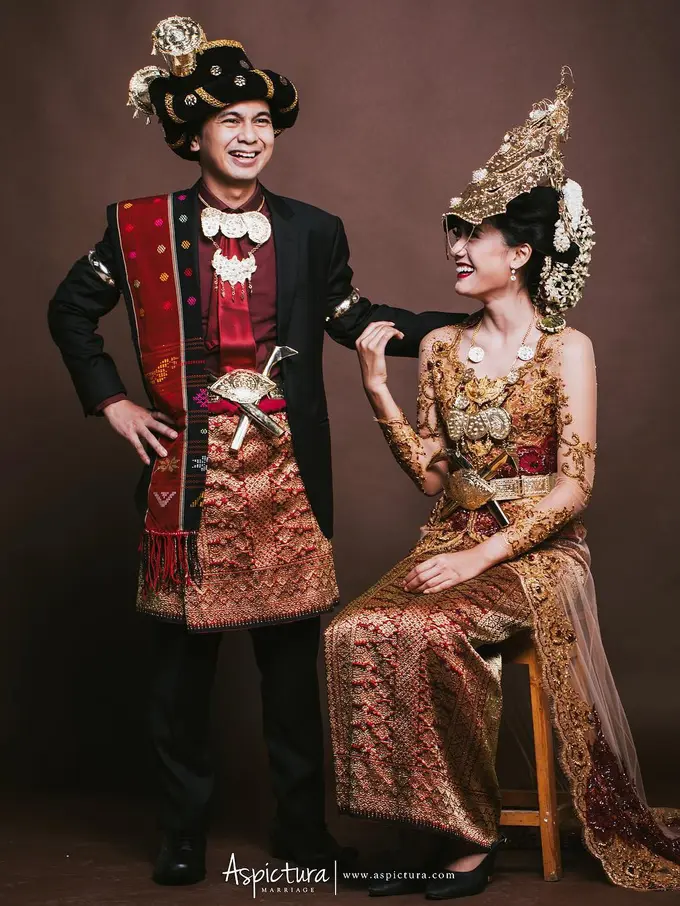 [Bintang] Raditya Dika dan Anissa Aziza