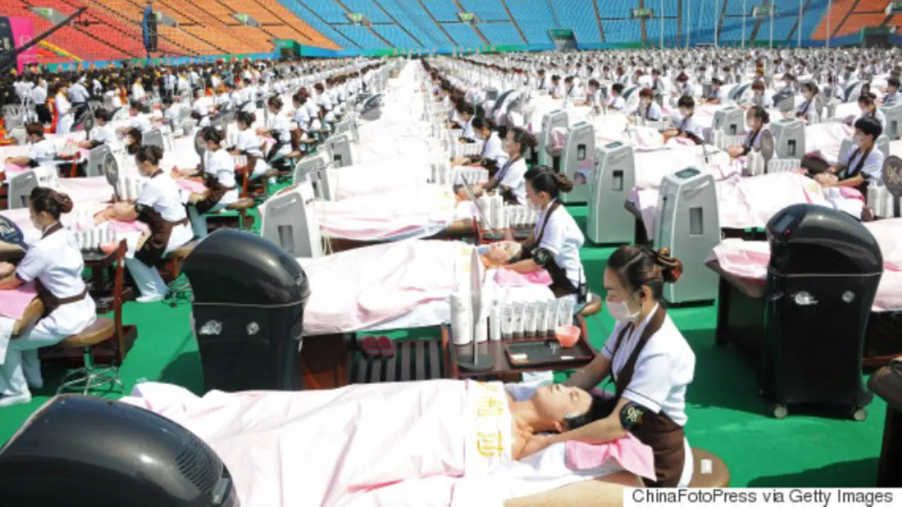 Wow, Cina Pecahkan Rekor Facial Paling Banyak di Dunia