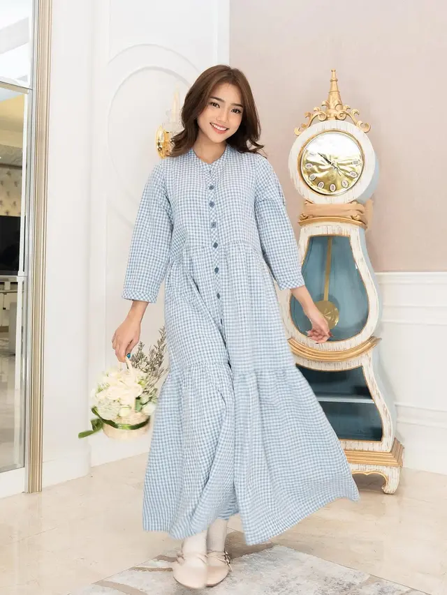 Inspirasi Modest Wear Fuji An untuk Lebaran Hari Kedua