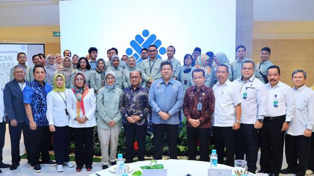 Sekretaris Jenderal Kementerian Ketenagakerjaan, Anwar Sanusi mendorong perlunya menentukan langkah-langkah konkret dalam mewujudkan Reformasi Hukum