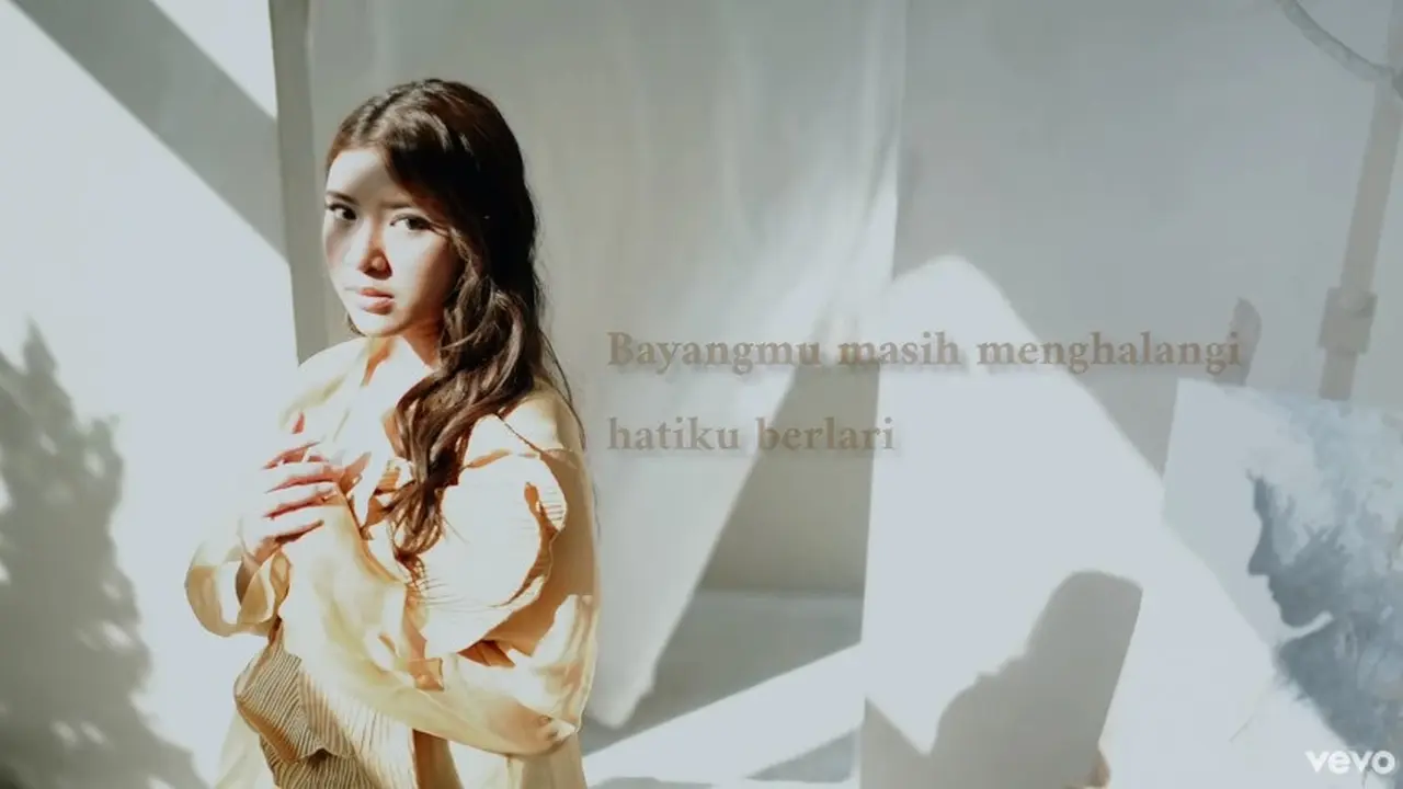 Tiara Andini