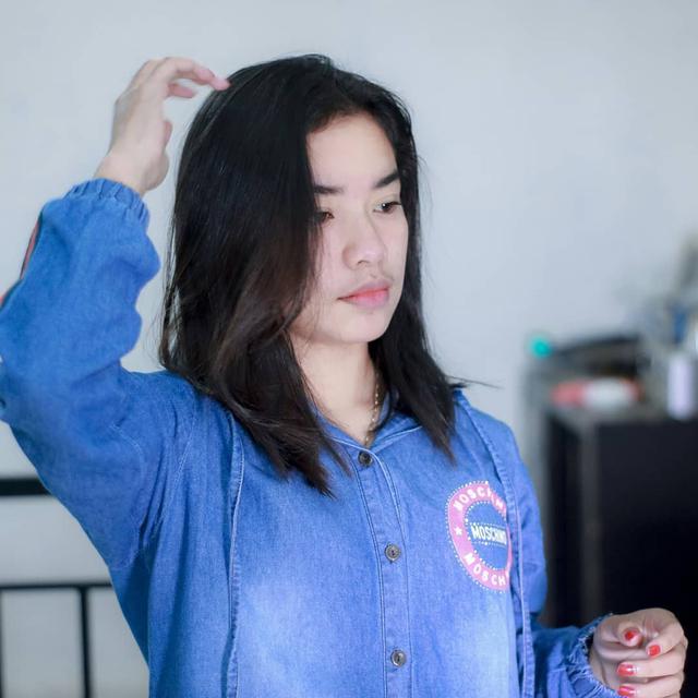 6 Potret Terbaru Chetryn Peto Kakak Betrand Peto, Cantik Bak Idol Korea