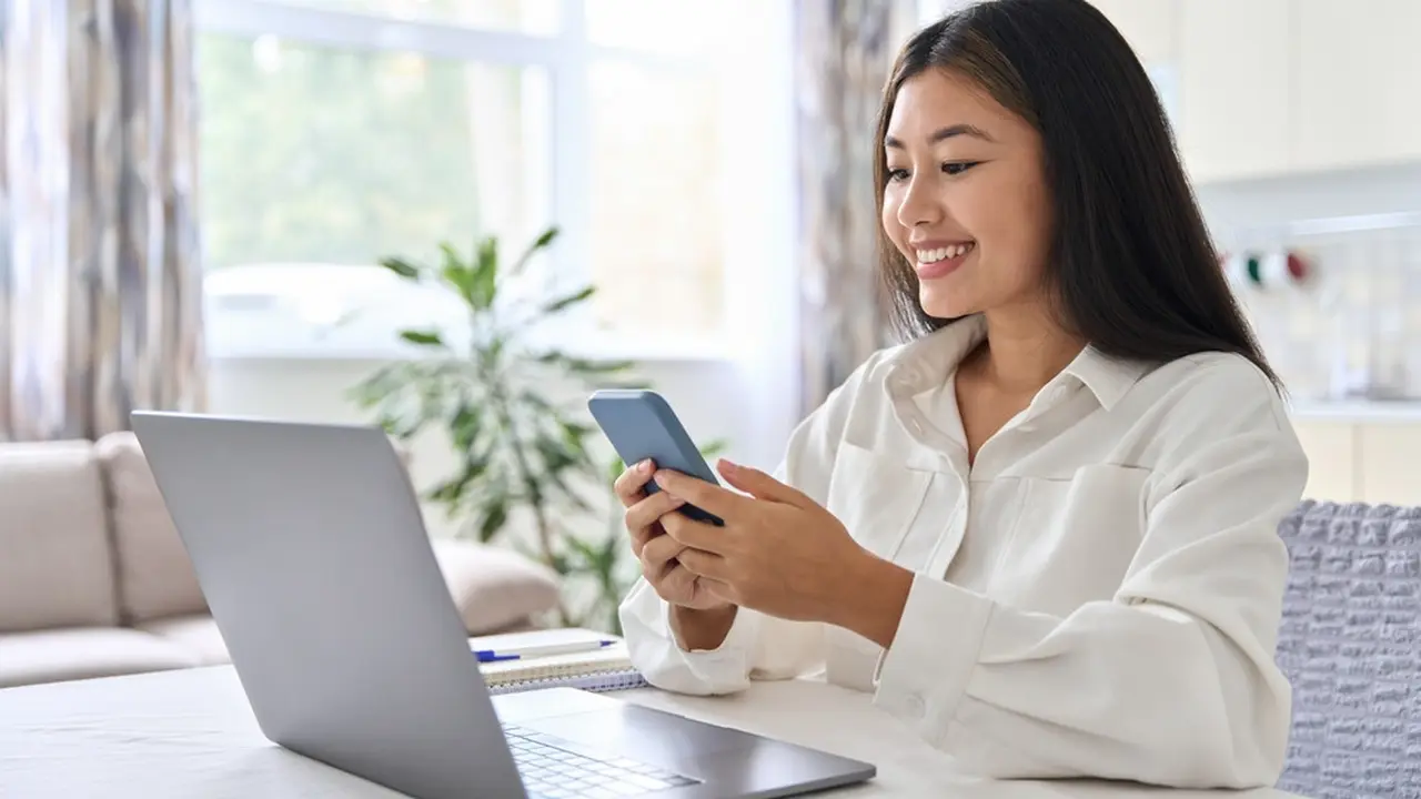 Kenalan dengan Emma, Aplikasi Terbaru AXA Financial Indonesia yang Bikin Seperti Punya Asisten Virtual