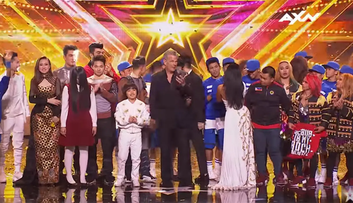 Anggun, selaku juri di Asia’s Got Talent 2017 dari Indonesia mengaku bangga lantaran dua wakil Indonesia berhasil masuk ke grand final, terlebih dengan kemenangan yang diraih  oleh Riana ‘The Sacred’ asal Indonesia juga. (Doc. Youtube)