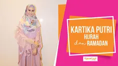 KAPANLAGI.COM - Hai KLovers, Usai putuskan berhijab beberapa waktu lalu, Kartika Putri berbagi cerita soal Ramadan pertamanya. Hijrahnya tak hanya membawa berkah untuk diri sendiri, namun juga untuk keluarga. Simak terus video terupdate dari duni...