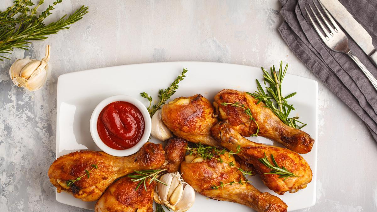 Teknik Goreng Dua Tahap yang Bikin Ayam Bawang Putih Kamu Makin Enak, Coba dan Rasakan Kelezatannya