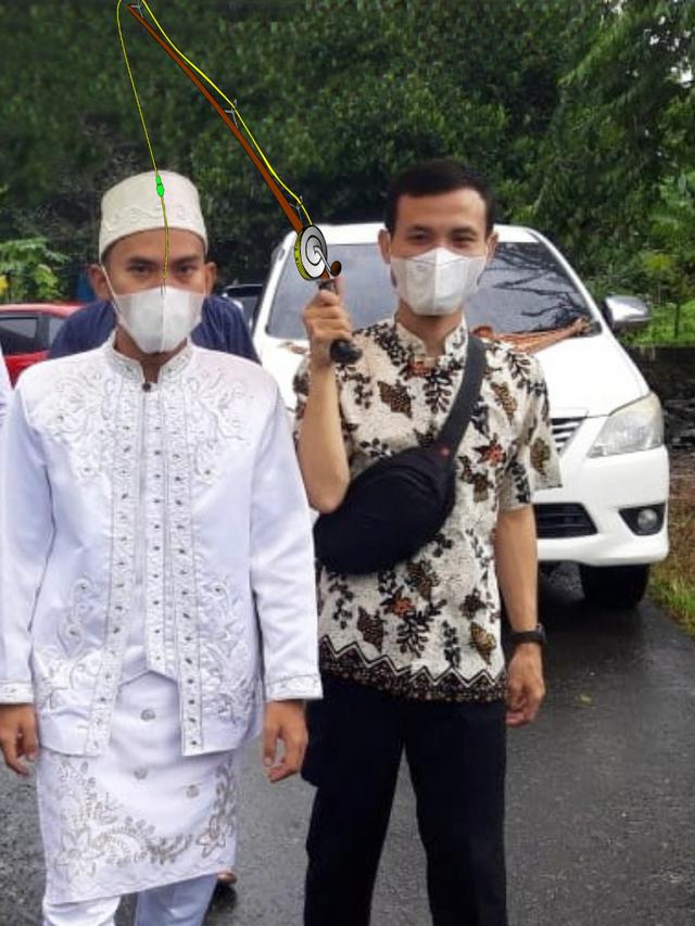 Pria Ini Minta Foto Detik-detik Pernikahannya Diedit, 6 Hasilnya Kocak Banget