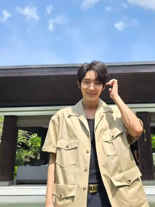 Lee Joon Gi saat Berkunjung ke Bali. [@actor_jg]