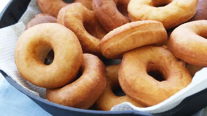 Donat pisang/copyright Honeybells Cookery