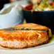 Metode memasak dengan oven dapat membantu menjaga tekstur ikan agar tetap lembut tanpa perlu banyak proses (Sumber: Pexels.com)