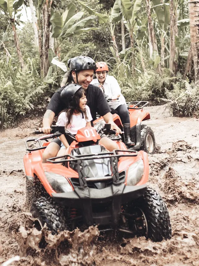 Gading dan Gempi main ATV