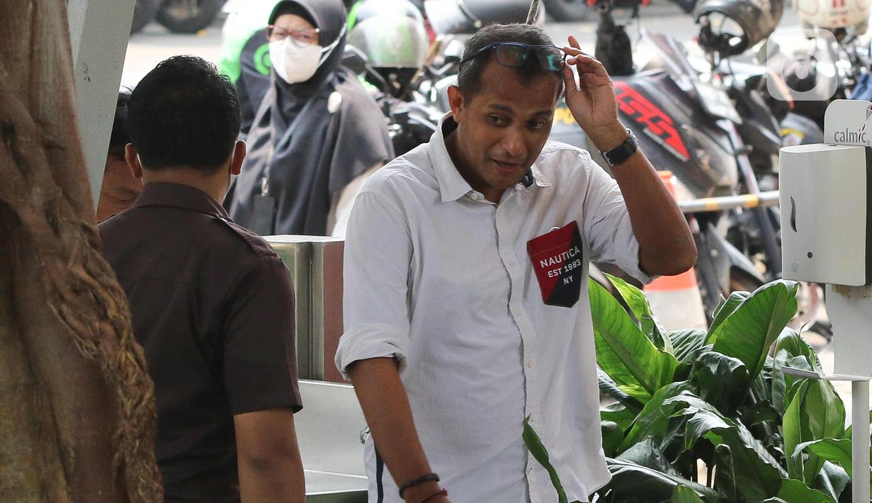 Indonesia Police Watch (IPW) sebelumnya melaporkan Wamenkumham Edward Omar Sharif Hiariej atau Eddy Hiariej ke KPK. (Liputan6.com/Herman Zakharia)