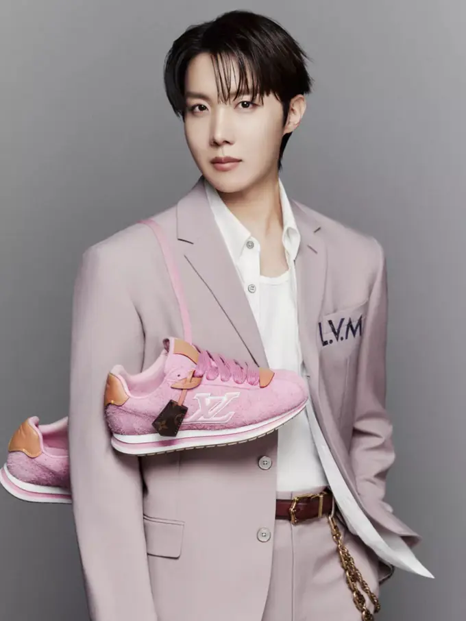Louis Vuitton x J-hope Rilis LV Buttersoft Sneaker. Dok. Louis Vuitton