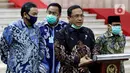 Ketua BPK RI Agung Firman Sampurna memberikan keterangan usai pertemuan dengan DPR di kompleks Parlemen, Jakarta, Selasa (30/6/2020). Dalam pertemuan, DPR meminta BPK melakukan pengawasan, pemeriksaan penggunaan dana dalam penanganan pandemi COVID-19 secara tansparan. (Liputan6.com/Johan Tallo)