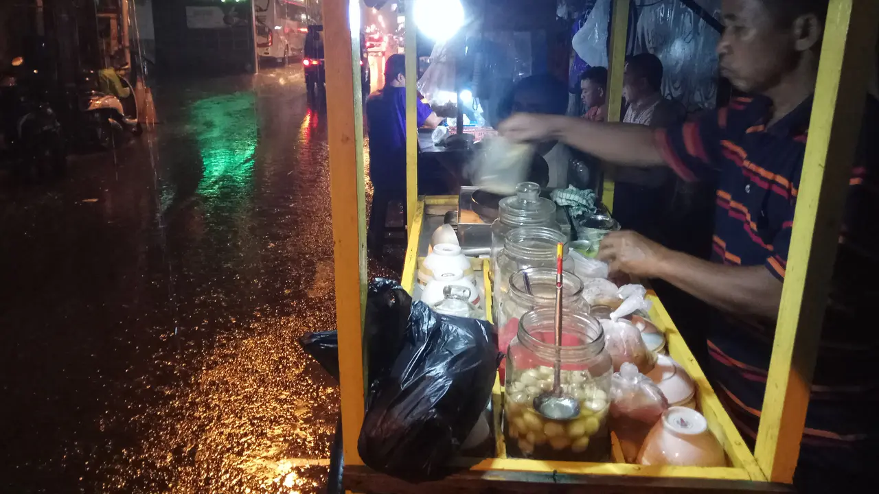 Kuliner Yogyakarta Jadi Pelipur Hati Saat Liburan Terhambat Hujan