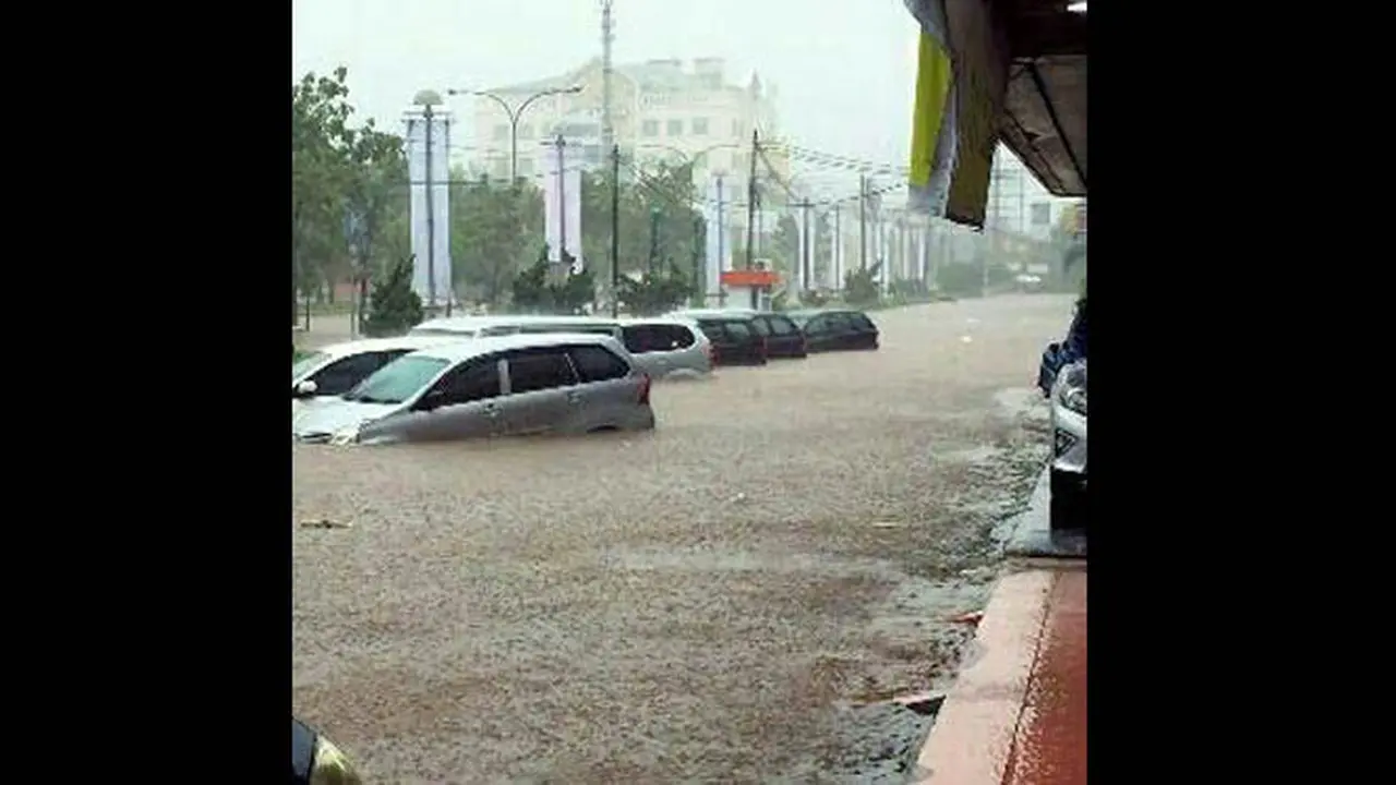 Penampakan Banjir di Kawasan Kelapa Gading