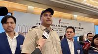 Menpora Dito Ariotedjo bicara soal wacana menjaring atlet diaspora untuk mendongkrak prestasi olahraga akuatik. Hal ini disampaikan ketika dirinya menghadiri acara pelantikan PB Federasi Akuatik Indonesia di kawasan Jakarta Selatan, Senin (4/8/2025). (Liputan6.com/Melinda Indrasari)