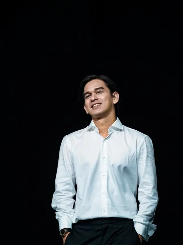 Rangga Azof. (Foto: Instagram @azofrangga)