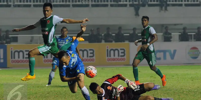 Main Tandang, Persib Bandung Permalukan PS TNI