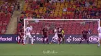 Berita video insiden eks striker Sampdoria, Massimo Maccarone, dalam laga Brisbane Roar vs Western Sydney. This video presented by BallBall.