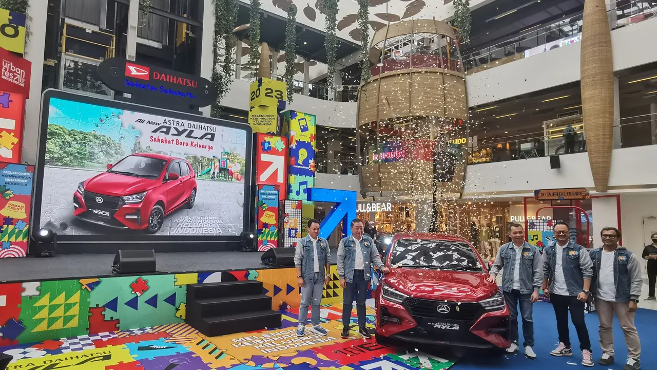 Daihatsu Ayla Terbaru Sapa Warga Kota Bandung Lewat Ajang Urban Fest Level Up
