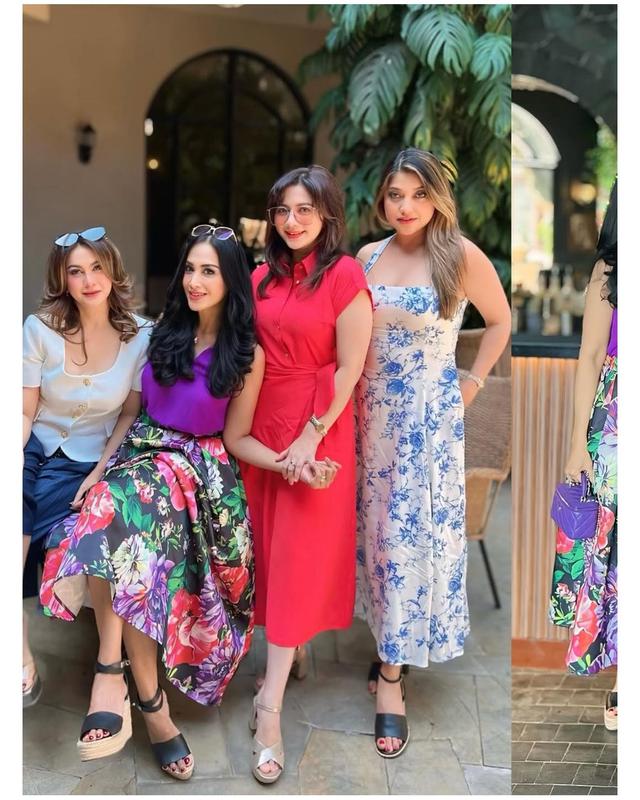 6 Potret Sarah Azhari mudik ke Indonesia, bahagia bisa reuni bareng artis sinetron 90-an