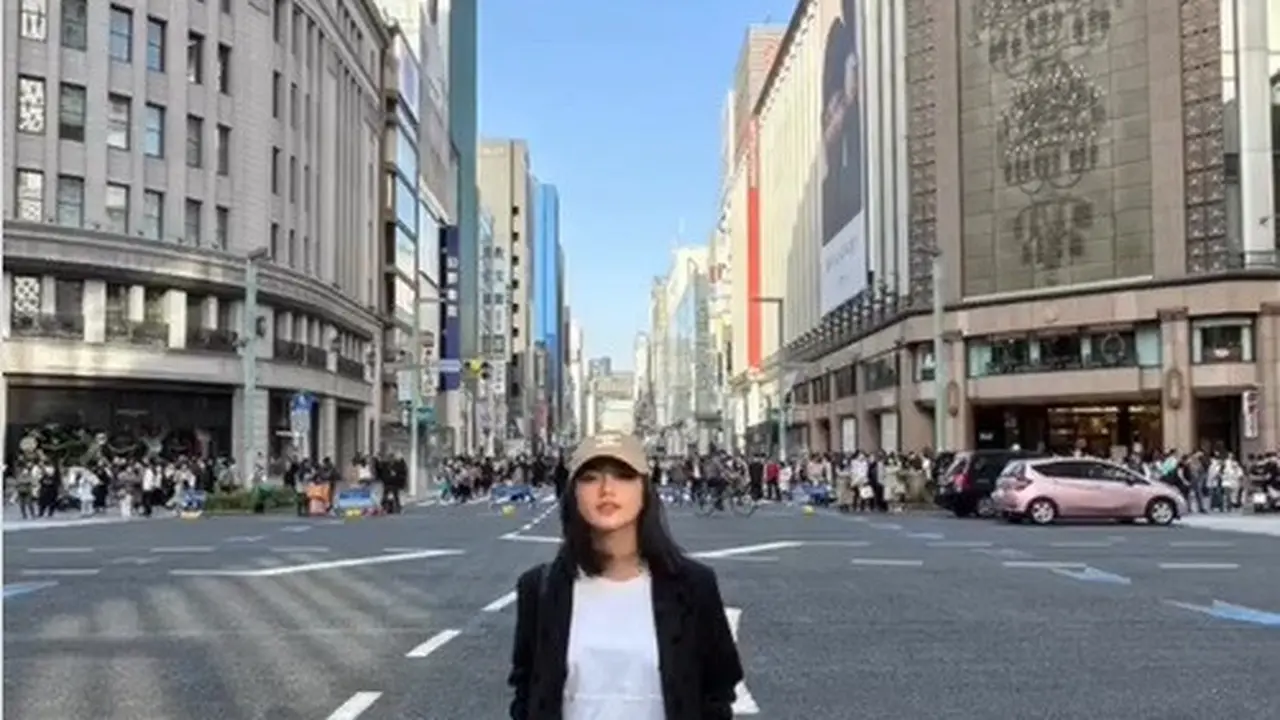 Ririn Ekawati tampil stylish