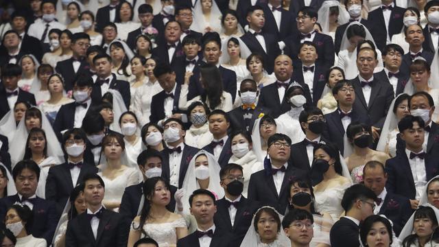 Virus Corona Mewabah, Ribuan Warga Korsel Tetap Langsungkan Nikah Massal