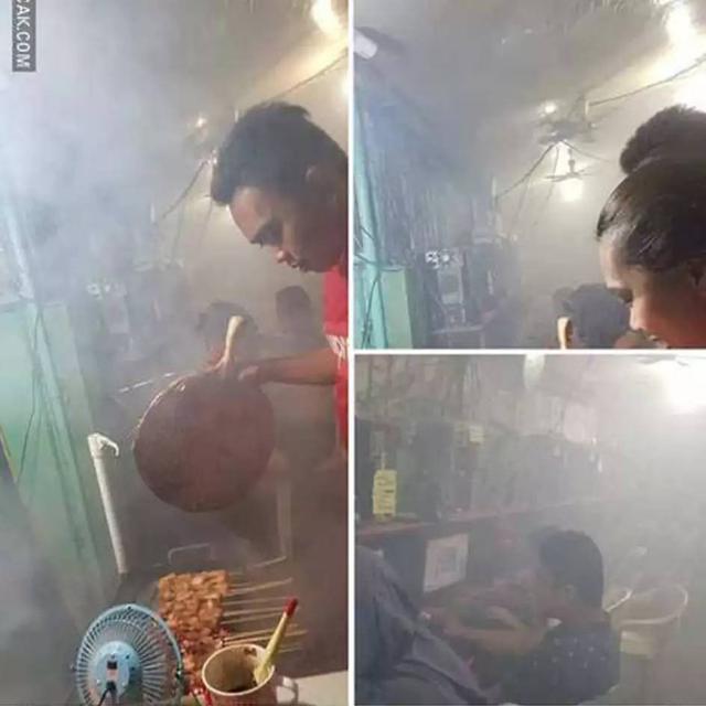 8 Potret Nyeleneh Cara Orang Jualan Sate, Ada yang Pakai Kostum Ini Kocak