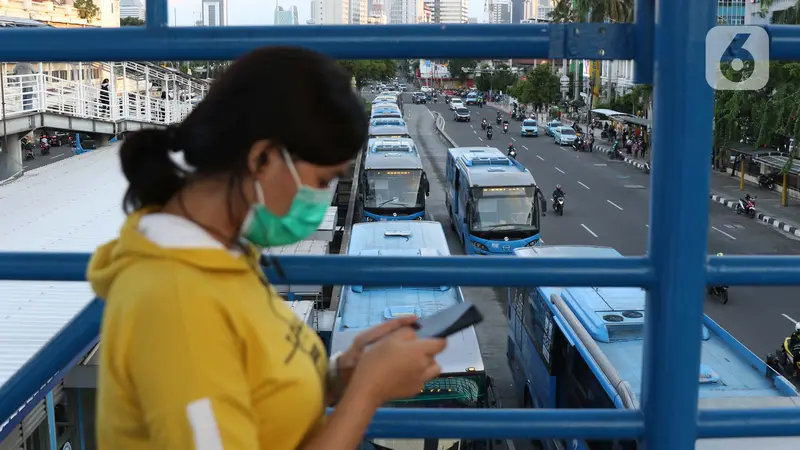 PSBB II, Angka Pengguna Transjakarta Menurun