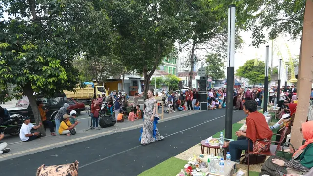 Bupati Banyuwangi: Fashion On Pedestrian Wadah Pengembangan Pelaku Usaha Batik Banyuwangi