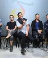 Lama tidak terlihat di industri musik, Sigit Purnomo atau Pasha, vokalis Ungu kembali ke habitat asalnya sebagai musisi. Meskipun saat ini ia menyandang jabatannya sebagai Wakil Walikota Palu, Sulawesi Tengah. (Adrian Putra/Bintang.com)