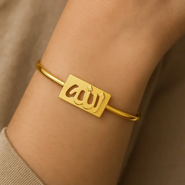 5. Gelang Huruf Arab Kaligrafi