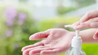 3 Hal yang Harus Diperhatikan Saat Pakai Hand Sanitizer
