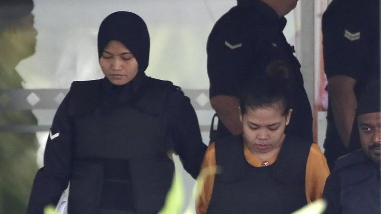 Siti Aisyah dalam sidang pada 4 Oktober 2017. (AP/Sadiq Asyraf)