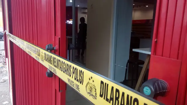 gerai baru erafone Garut dipasangi polisi line