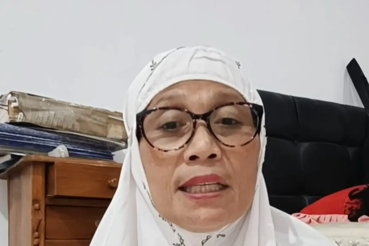 Nursyah ibunda Indah Permatasari menggelar siaran langsung di Instagram 9 Mei 2023. (Foto: Dok. Instagram @mustaminnursyah)