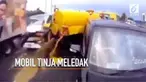 Akibat tabrakan beruntun, mobil pengangkut tinja meledak dan menghamburkan kotoran manusia.